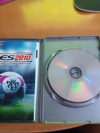 Pro Evolution Soccer 2010 PS2 Platinum