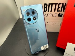 ONE PLUS 12R 256GB//  GARANTÍA!! CAMBIOS!!