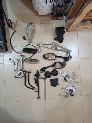 Piezas Yamaha R6 2005 rj09