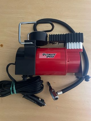 Minicompresor Ultimate Speed UMK 10 B2