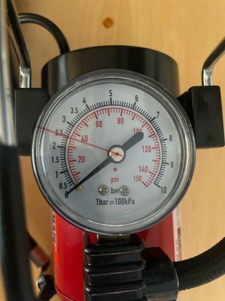 Minicompresor Ultimate Speed UMK 10 B2