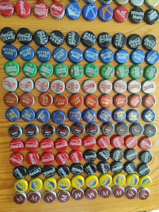 140 chapas colección + 120 juego fútbol