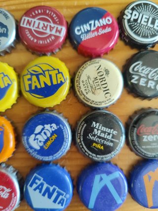 140 chapas colección + 120 juego fútbol