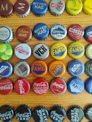140 chapas colección + 120 juego fútbol