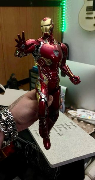 1/6 hot toys Iron Man Mark L