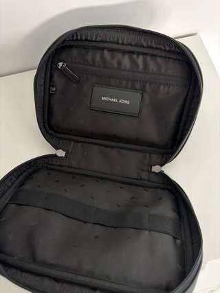 Bolsito Michael Kors Negro