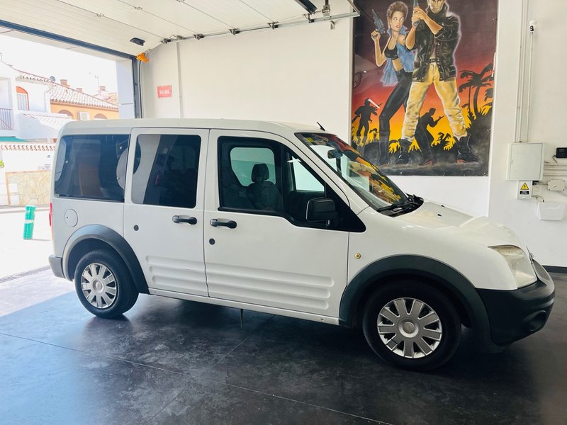 Ford Tourneo Connect 2011 75cv - foto 1