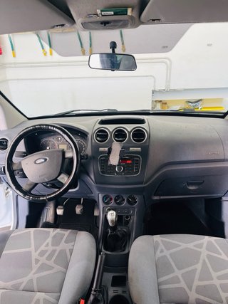 Ford Tourneo Connect 2011 75cv