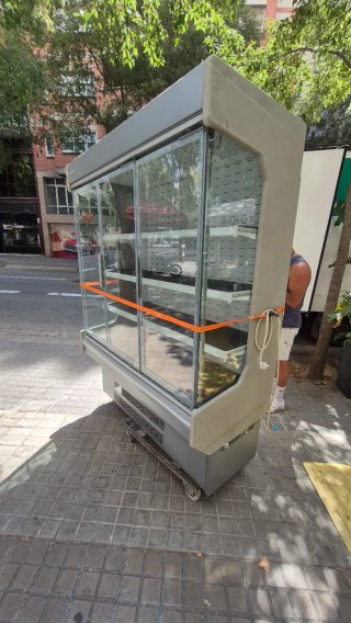 Nevera expositora refrigerada