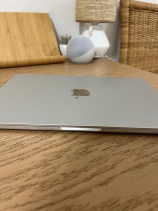 MacBook Air M2 Plata 2022