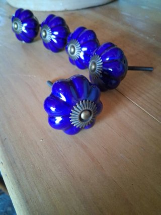 5 Tiradores Cerámica Azul Flor