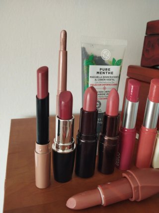 Lote Maquillaje y Mascarilla Yves Rocher