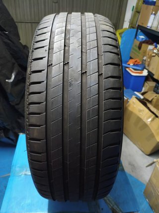 4 Neumáticos 235/55/19 Michelin
