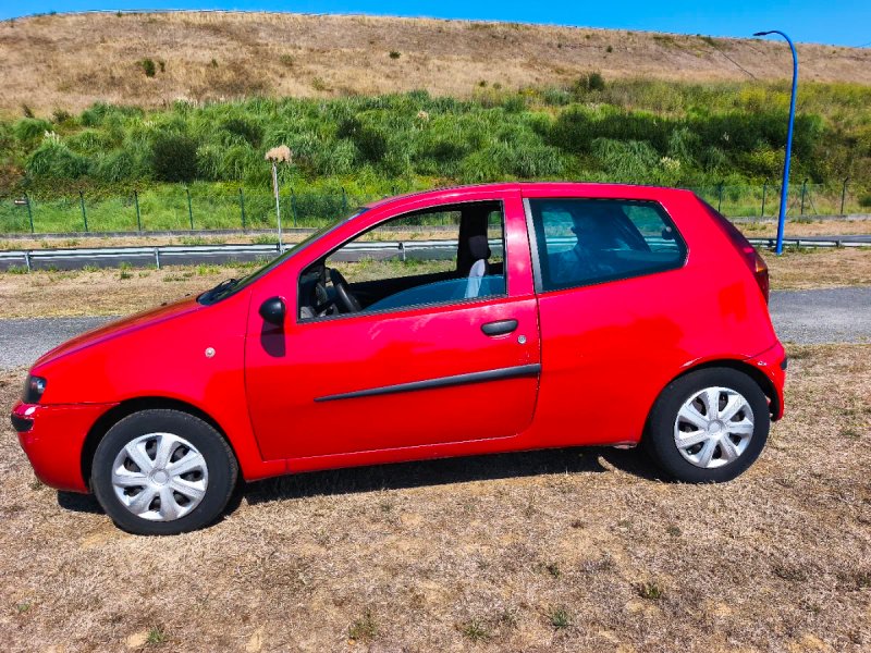 FIAT Punto 2002 - foto 1