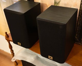 Altavoces JBL SCS 175 trio