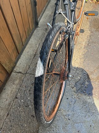 Bicicleta Paseo Restaurada Negra y Cobre