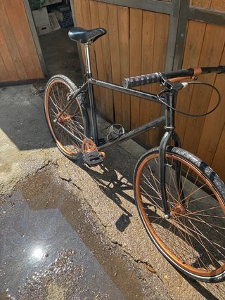 Bicicleta Paseo Restaurada Negra y Cobre