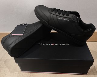 Bambas Tommy Hilfiger NUEVAS con CAJA