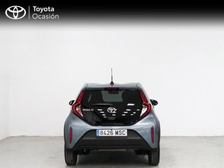 Toyota Aygo X Play MT