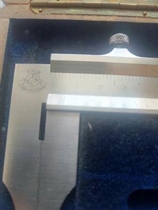 Calibrador y Micrómetro Colección