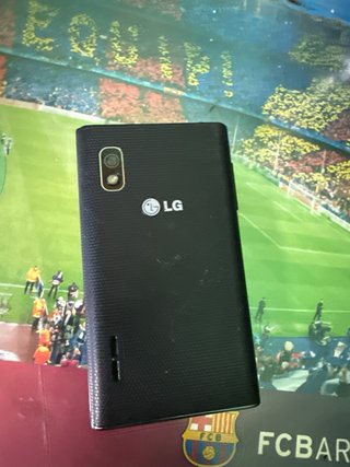 LG E610v - Móvil Android 4.0.3