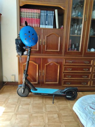Patinete Eléctrico con Cargador