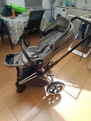 Carrello Cybex Priam, con seggiolino e ovetto