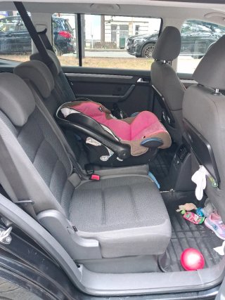 Volkswagen Touran 2011