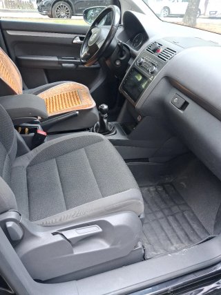 Volkswagen Touran 2011