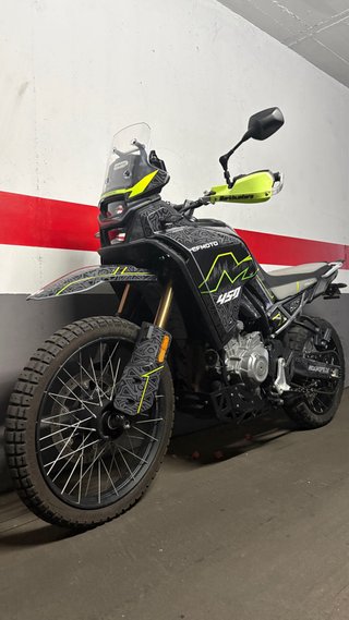 CF Moto 450MT