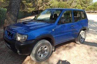 Nissan Terrano II 2000