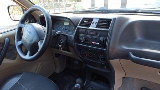 Nissan Terrano II 2000