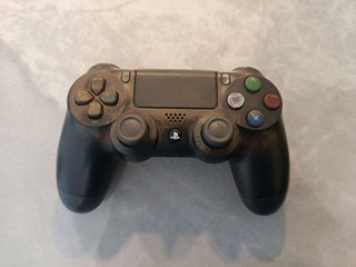 PS4 Slim v11.00 + Mando Negro