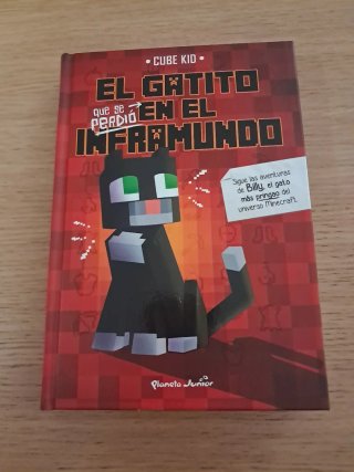 El gatito que se perdió en el inframundo