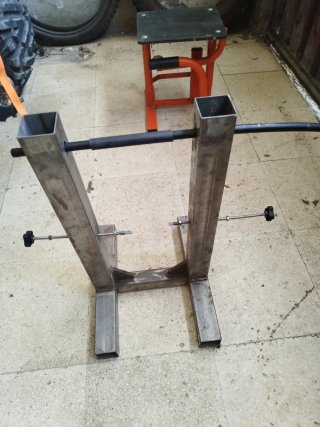 Caballete para moto naranja