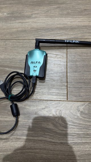 Antena WiFi Alfa Network AWUS036NH + TP-Link