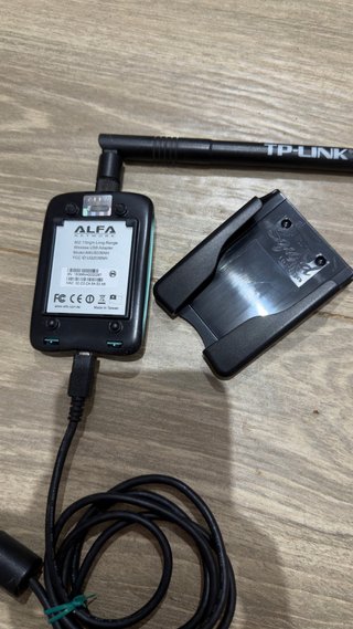 Antena WiFi Alfa Network AWUS036NH + TP-Link