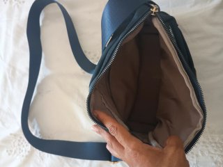 Bolso bandolera imita BIMBA Y LOLA azul y dorado