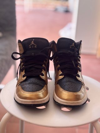 Nike Air Jordan 1 Mid Oro Negro Talla 38
