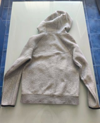 Sudadera Nike Tech Gris