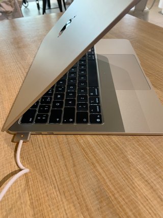 Ordenador portátil Apple Plata