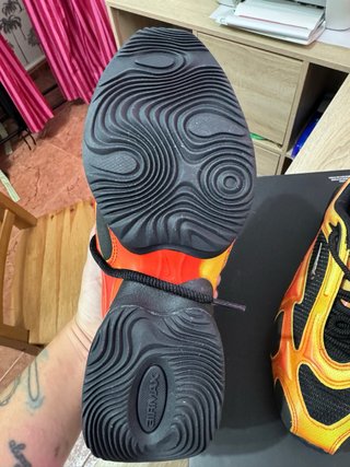 Zapatillas Nike Air Max Naranja y Negro