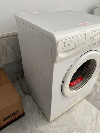 Lavadora Blanca BRU