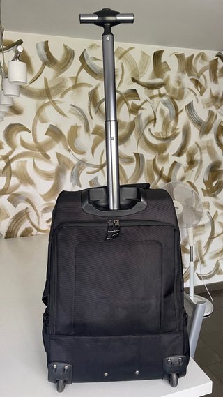 MOCHILA DE VIAJE /TROLLEY NEGRA