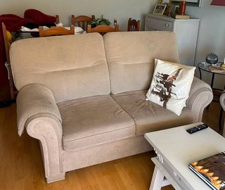 2 Sofás, 1 Sofá Cama