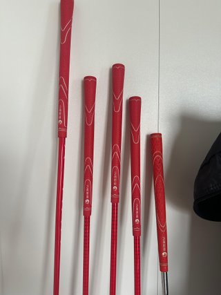 Set golf junior Inesis Tour School 8-11 + bolsa