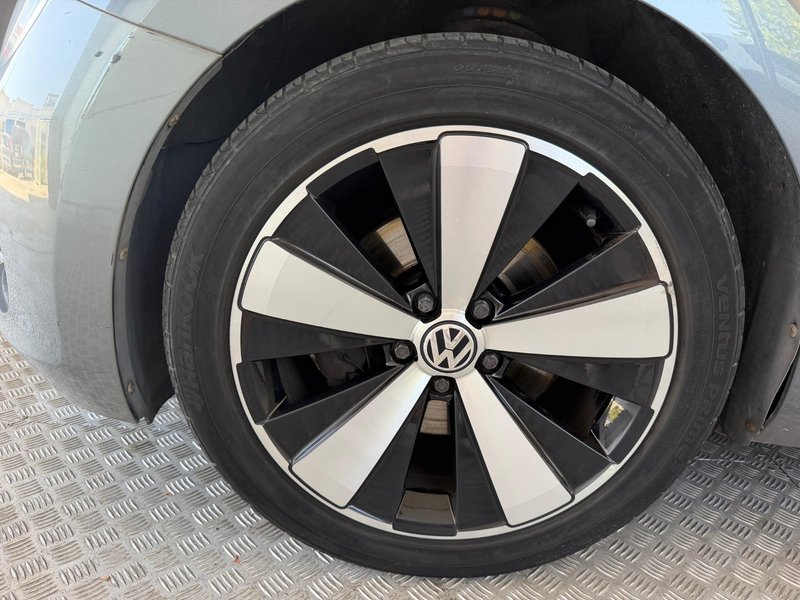 Volkswagen Beetle 1.4 TSI Design 2013, foto 15