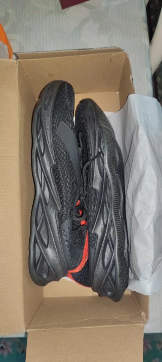 Scarpe Mont Emilian Unisex Nero e Rosso