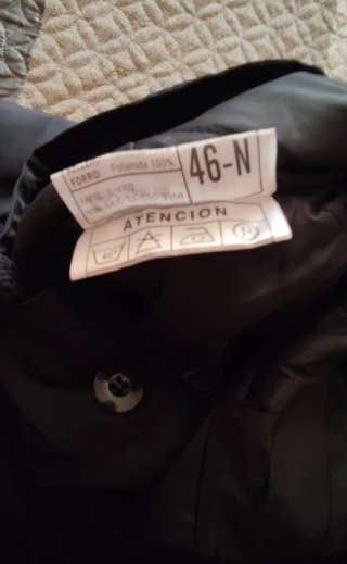 Chaqueta Negra Aire