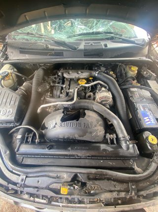 Despieze Jeep Grand Cherokee 2001 COCHE VOLCADO